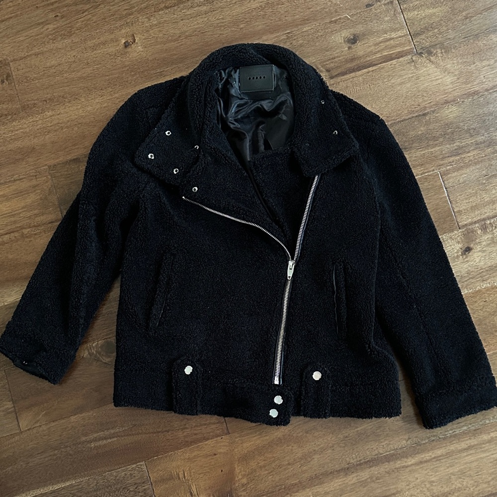 BLANK NYC Oversized Black Fleece Sherpa Teddy Jacket with Silver Zipper